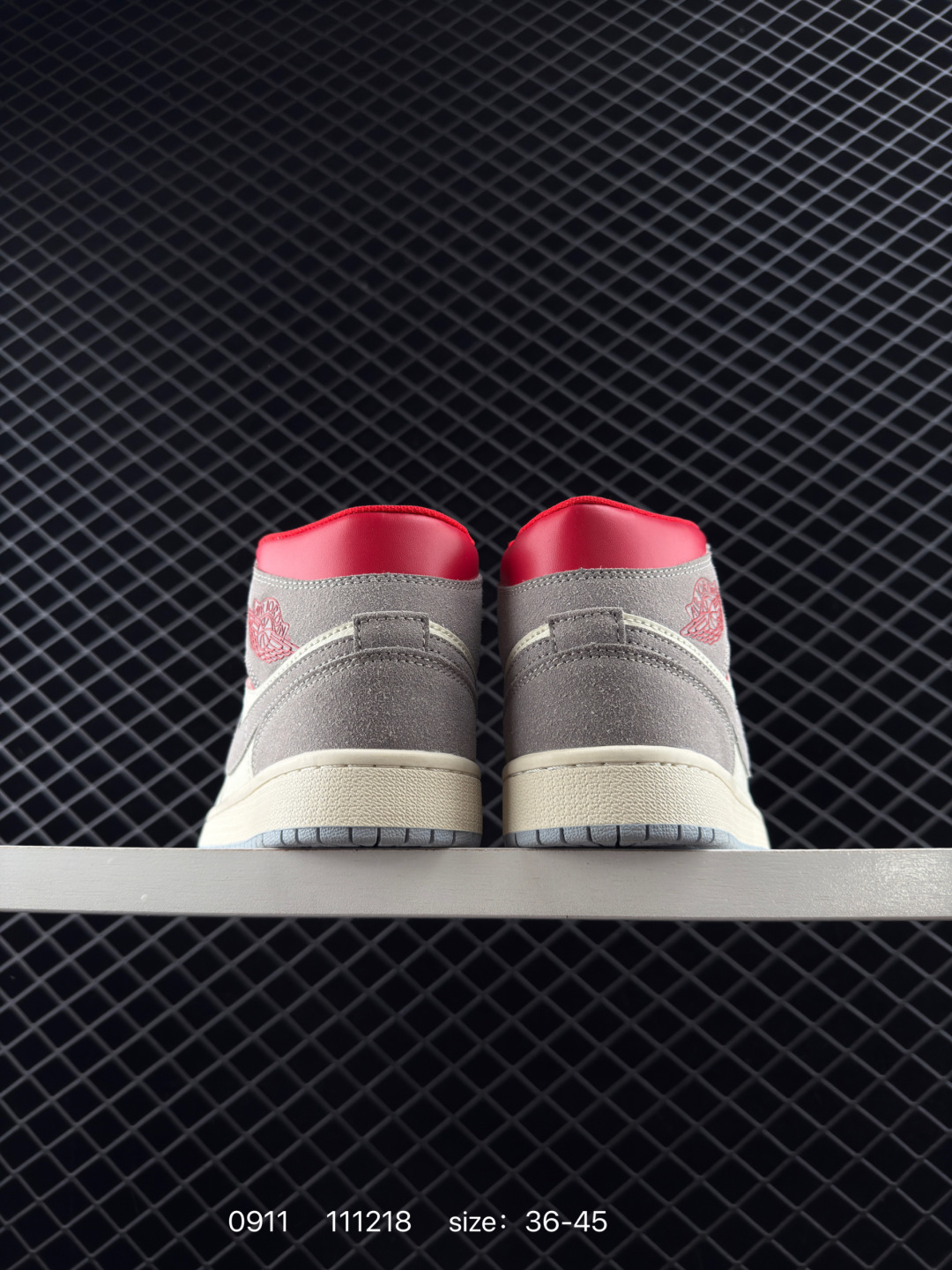 Nike Air Jordan 1 Retro High OG”Black/White“